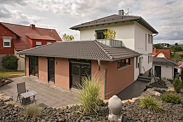 Komplettmodernisierung mit Anbau